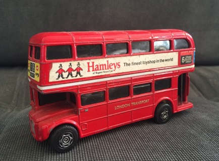 CORGI Corgitronics 1004  LONDON Routemaster Bus 1981 electronic battery operated hooting function