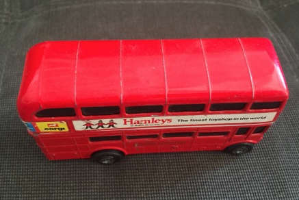 CORGI Corgitronics 1004  LONDON Routemaster Bus 1981 electronic battery operated hooting function