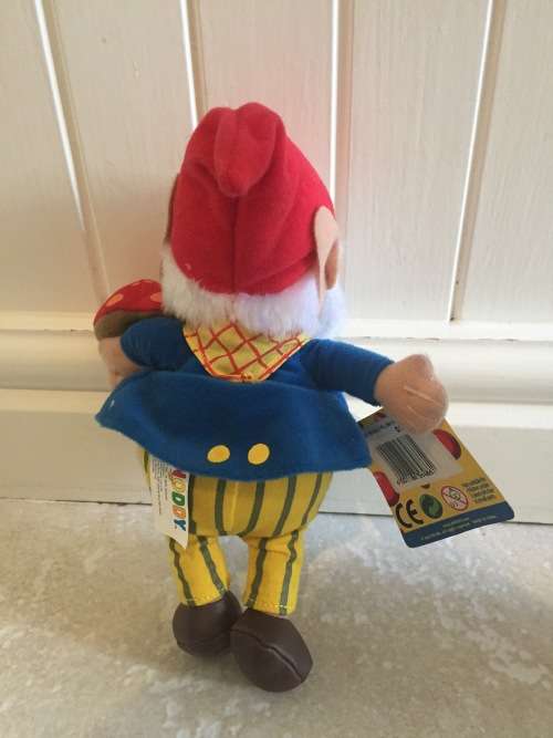 Noddy BIG EARS plush toy - detailed outfit