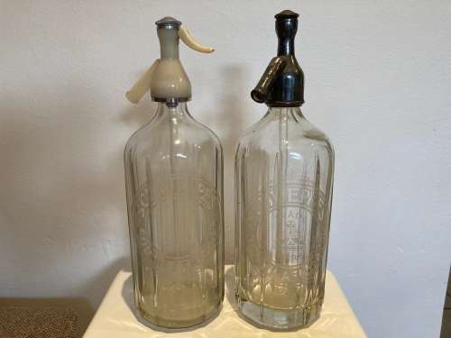 Vintage Schweppes Wordon and Pelgan Mineral Walter Historial Cape Town bottle and crate collection.