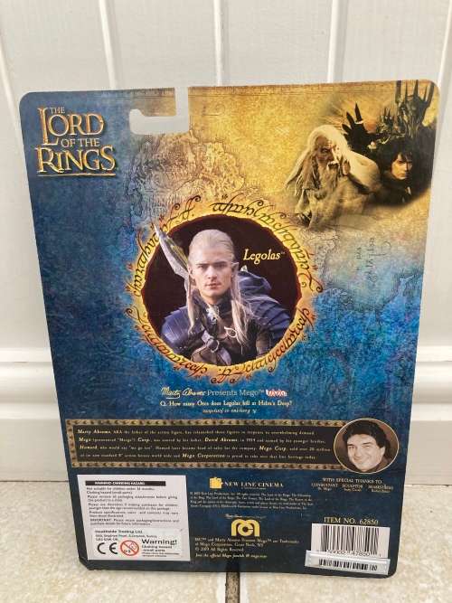 LORD OF THE RINGS Aragon and Legolas action figures by Mego Toys  8-9 inch figures