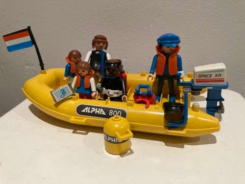 Vintage 1980s Playmobil Clicky No 3479 Scuba Diver family set