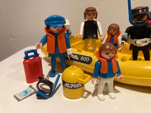 Vintage 1980s Playmobil Clicky No 3479 Scuba Diver family set
