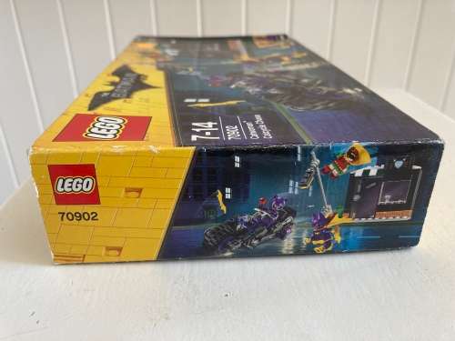 LEGO 70902 BATMAN Lego Movie CATWOMAN CATCYCLE RACE boxset - still sealed.