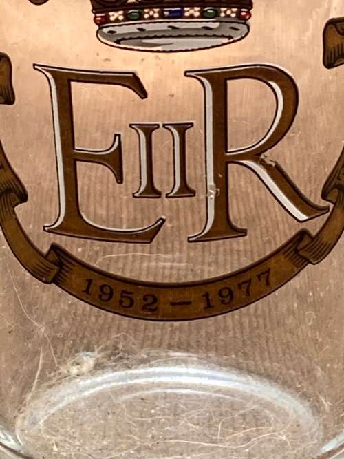 1977 25th Silver Anniversary of Queen Elizabeth II Coronation souvenir glass