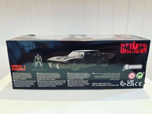 BATMAN 2022 movie style Batman Figure and Batmobile boxset - Jada Toys