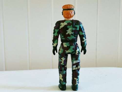 DINO RIDERS Commando Series action figure by TYCO - very good condition as seen in photos
