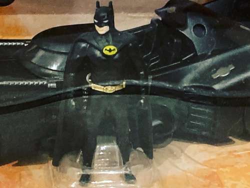 BATMAN 1989 movie Diecast Michael Keaton Batman figure & Batmobile set - Jada Toys - 2017 1:24 scale