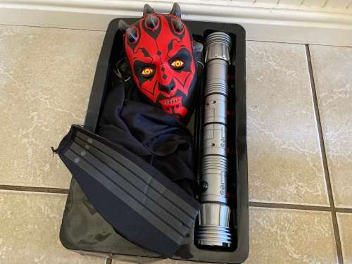 STAR WARS Rubies Darth Maul Electronic Duel blade lightsaber and Kids clone and belt set from 1999.