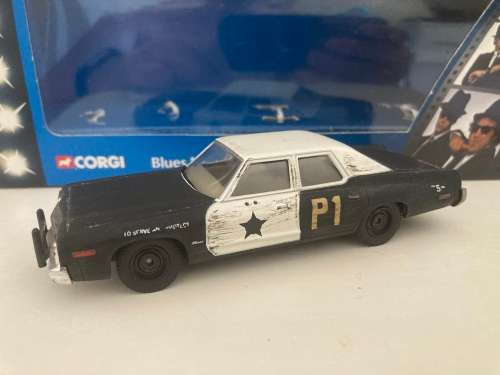 Corgi Blue Brothers Movie car & John Belushi & Dan Ackroyd figures