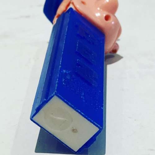 Vintage Super rare PEZ Policeman no feet version 1970s