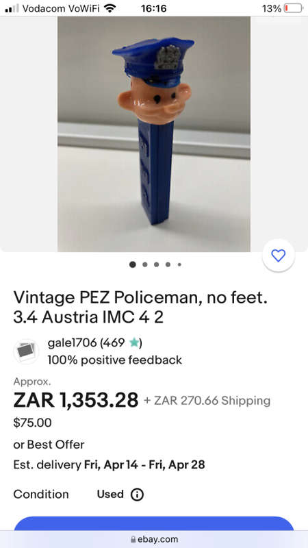 Vintage Super rare PEZ Policeman no feet version 1970s