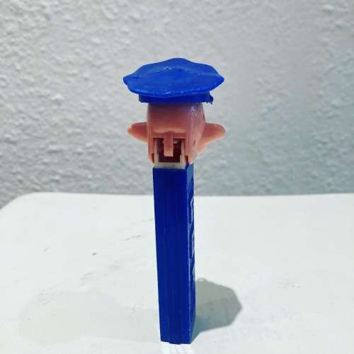 Vintage Super rare PEZ Policeman no feet version 1970s