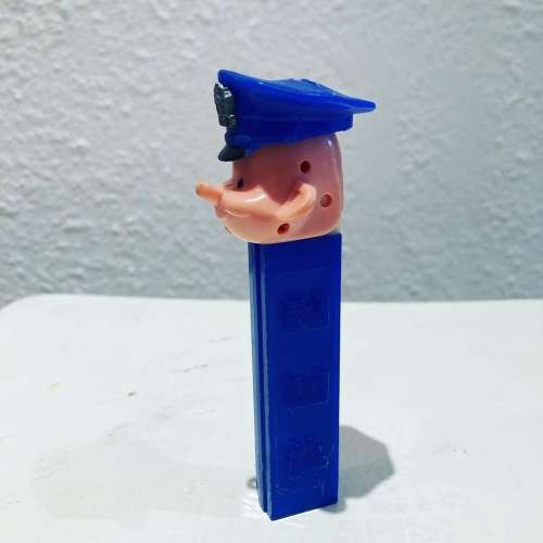 Vintage Super rare PEZ Policeman no feet version 1970s