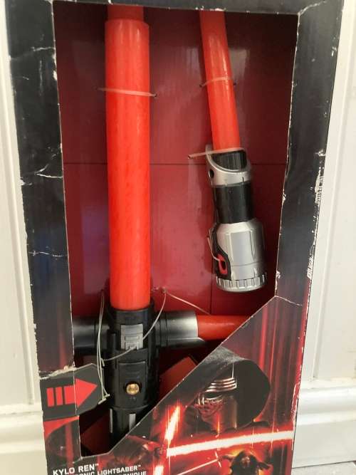 STAR WARS Darth Maul Electronic light up & sound effects blade lightsaber. Hasbro Toys