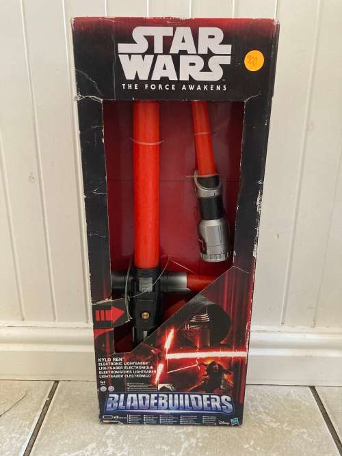 STAR WARS Darth Maul Electronic light up & sound effects blade lightsaber. Hasbro Toys