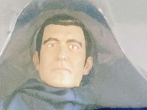 JAMES BOND 007 GEORGE LAZENBY Sixth Scale Figure by Sideshow Collectibles