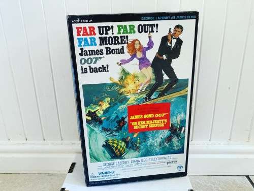 JAMES BOND 007 GEORGE LAZENBY Sixth Scale Figure by Sideshow Collectibles