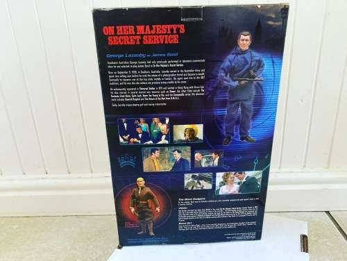 JAMES BOND 007 GEORGE LAZENBY Sixth Scale Figure by Sideshow Collectibles