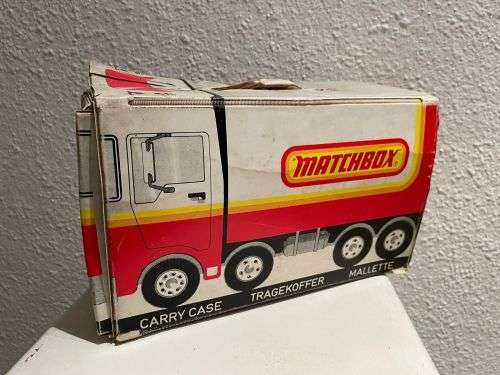 Vintage MATCHBOX LESNEY 36 model car Carry case UK 1979