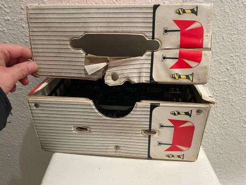 Vintage MATCHBOX LESNEY 36 model car Carry case UK 1979
