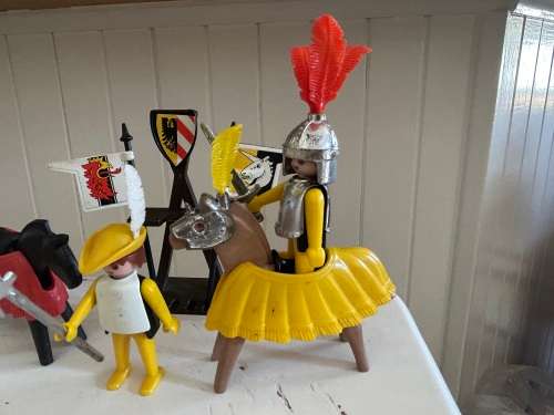 Vintage 1980s Playmobil Clicky No 3265 Medieval Knights Jousting Tournament set