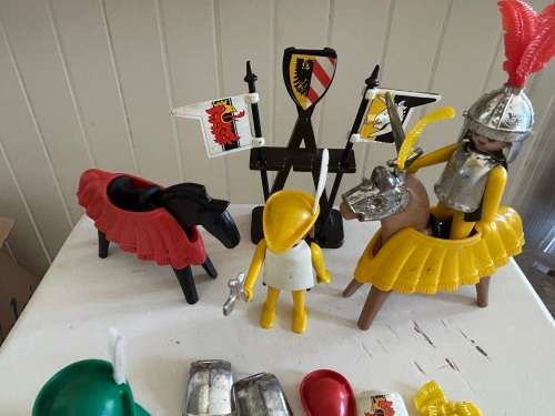 Vintage 1980s Playmobil Clicky No 3265 Medieval Knights Jousting Tournament set