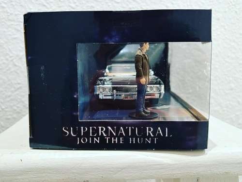 SUPERNATURAL diecast Dean Figure & 1967 Chevrolet SS IMPALA boxset - Jada Toys - 2023 - 1:24 scale