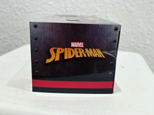 Marvel comics SPIDER MAN 1941 Ford Pick up & Spider-Man figure in 1:32 scale by JADA