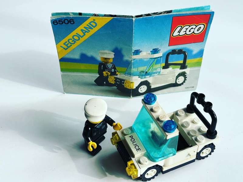 LEGO No: 6507 Policeman and Patrol Car complete with original instructions leaflet 1984
