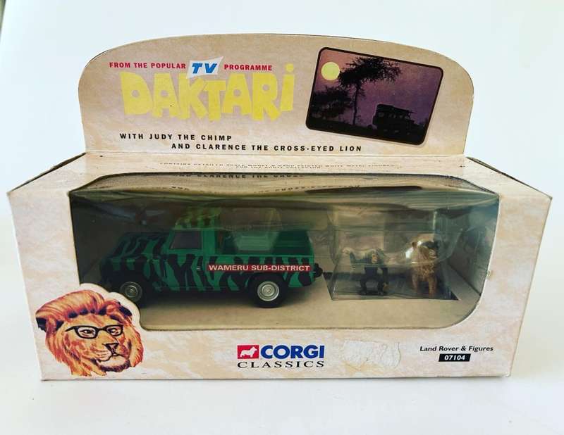 Corgi Toys No 07104 DAKTARI TV Show diecast Land Rover & figures