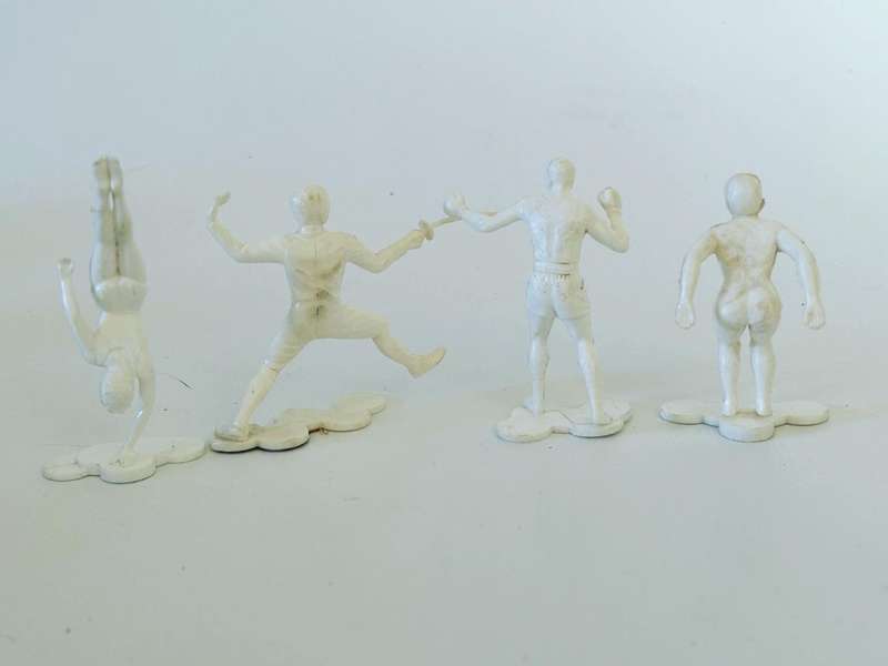 Genuine vintage 1964 Olympics Tokyo South African PEPSI Soda drinks promotional figures lot of 4