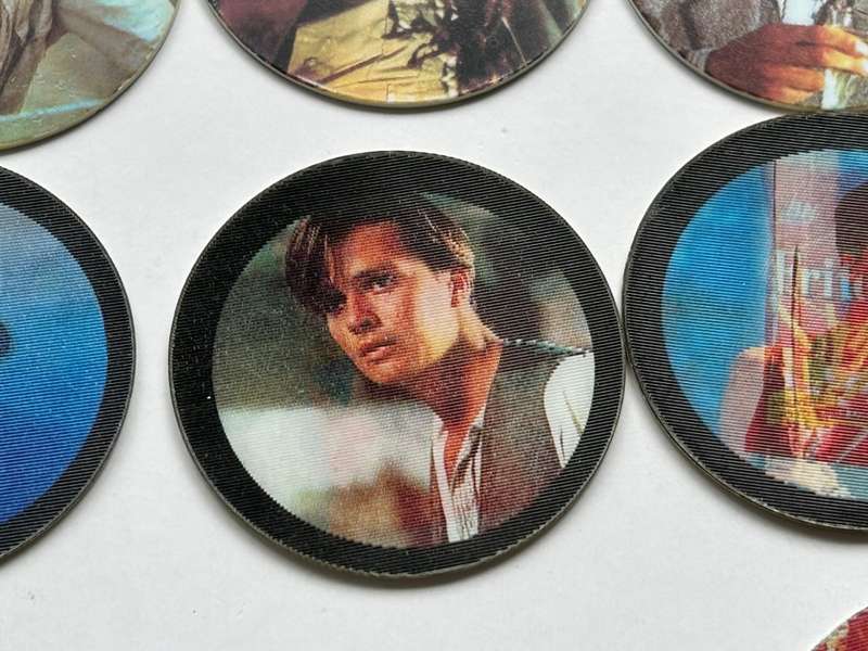 The official first issue INDIANA JONES 119 of 120 series of BNTOCs / TAZOs / POGS