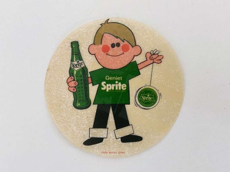 very rare Genuine South African Coca Cola company 1969 SPITE Russell Yo-Yo Promotional Sticker