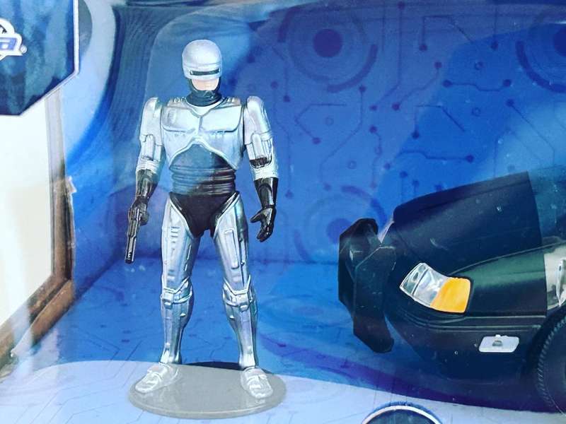 ROBOCOP diecast figure & Detroit Police car boxset - Jada Toys - 2023 - 1:24 scale