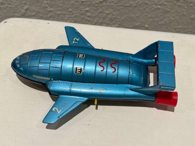 DINKY no 106 THUNDERBIRDS 2 & 4 Gerry Andersons TV Show Vehicle diecast model