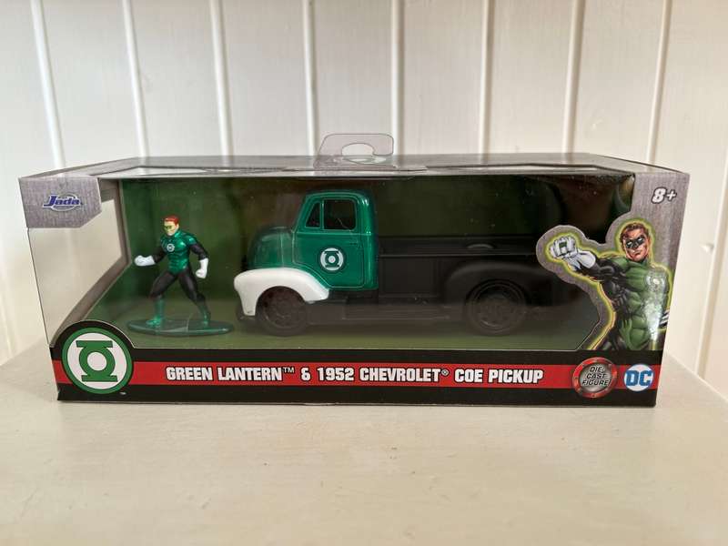 DC Comics GREEN LANTERN and vehicle car boxset - Jada Toys 1:32 scale