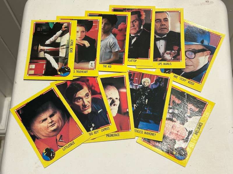 11 x DICK TRACY movie Cards by TOPPS 1990