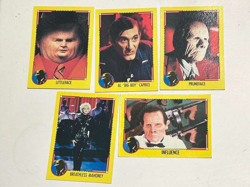 11 x DICK TRACY movie Cards by TOPPS 1990