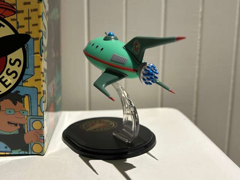 Matt Groening's FUTURAMA TV Show's PLANET EXPRESS Space ship Mint in box