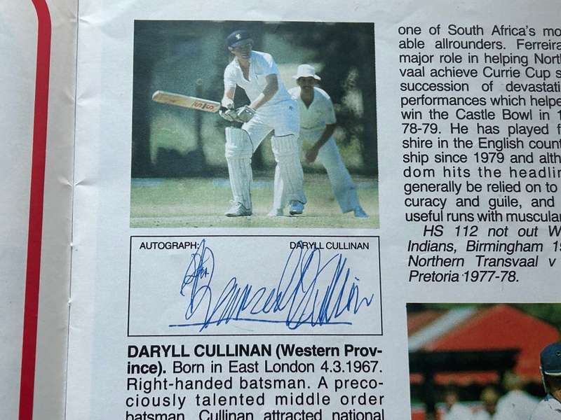 9 x Autographs signed South Africa SPRINGBOK CRICKET TEST 1986 Program