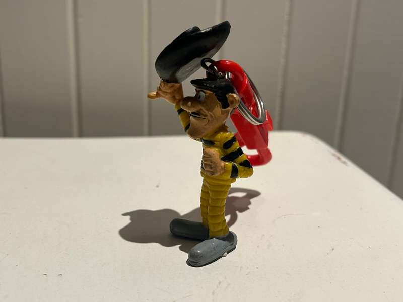 1980s DALTON Brother Lucky Luke cartoon rubber figure