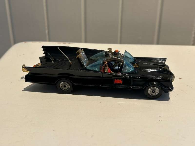 Corgi 267 BATMOBILE diecast toy model Licensed DC Comics Batman product  1976