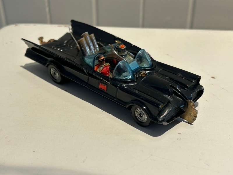 Corgi 267 BATMOBILE diecast toy model Licensed DC Comics Batman product  1976