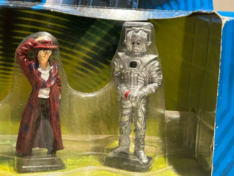 Corgi diecast No: TY96202 DOCTOR WHO Tardis, Dayros, Dr Who & Cyberman toy model set BBC TV 2003