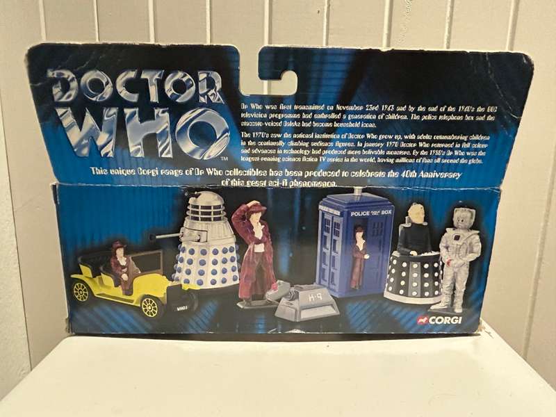 Corgi diecast No: TY96202 DOCTOR WHO Tardis, Dayros, Dr Who & Cyberman toy model set BBC TV 2003