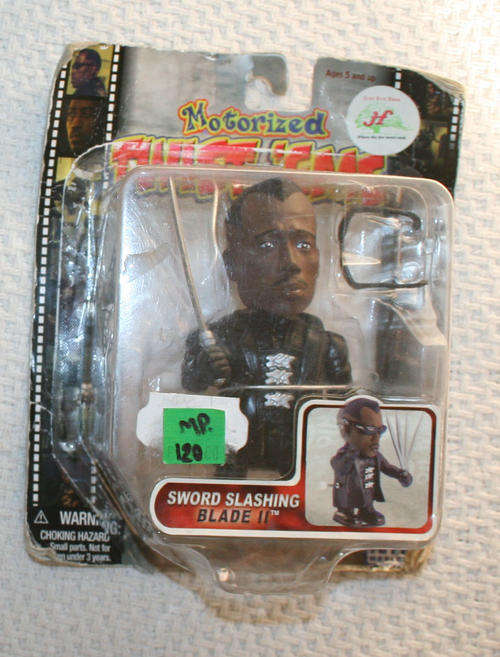 MARVEL BLADE DAREDEVIL NIGHTCRAWLER clock work wind up figure - 100% original mint on sealed card