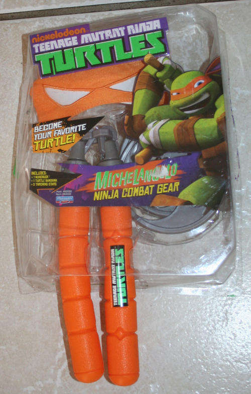 TEENAGE MUTANT NINJA TURTLES Ninja Combat gear Michaelangelou set - Nickeloadeon tv show