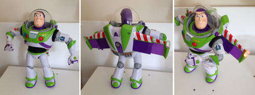 DISNEY PIXAR large BUZZ LIGHT YEAR Electronic 30cm tall figure - Mattel Toys