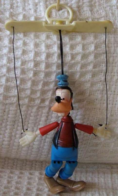 DISNEY 1950s & 1960s GOOFY PUPPET by KOHNER TOYS